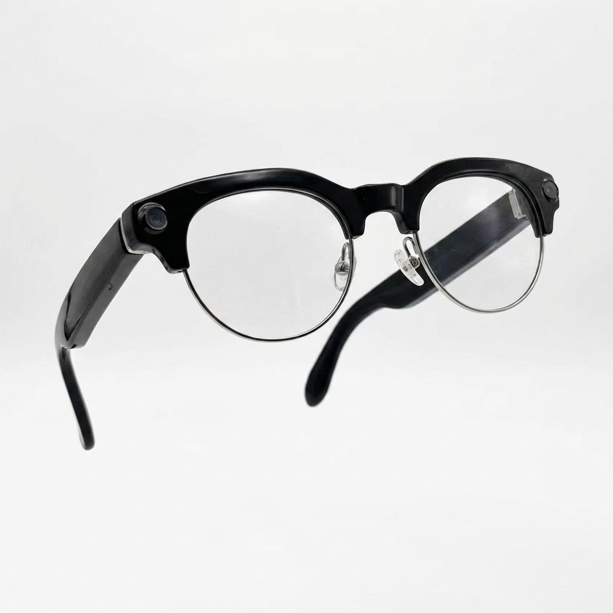 POJETIX P02 AI Smart Glasses – 3/4 Rear View Showing Both Temple Arms and Hi-Fi Speaker Placement